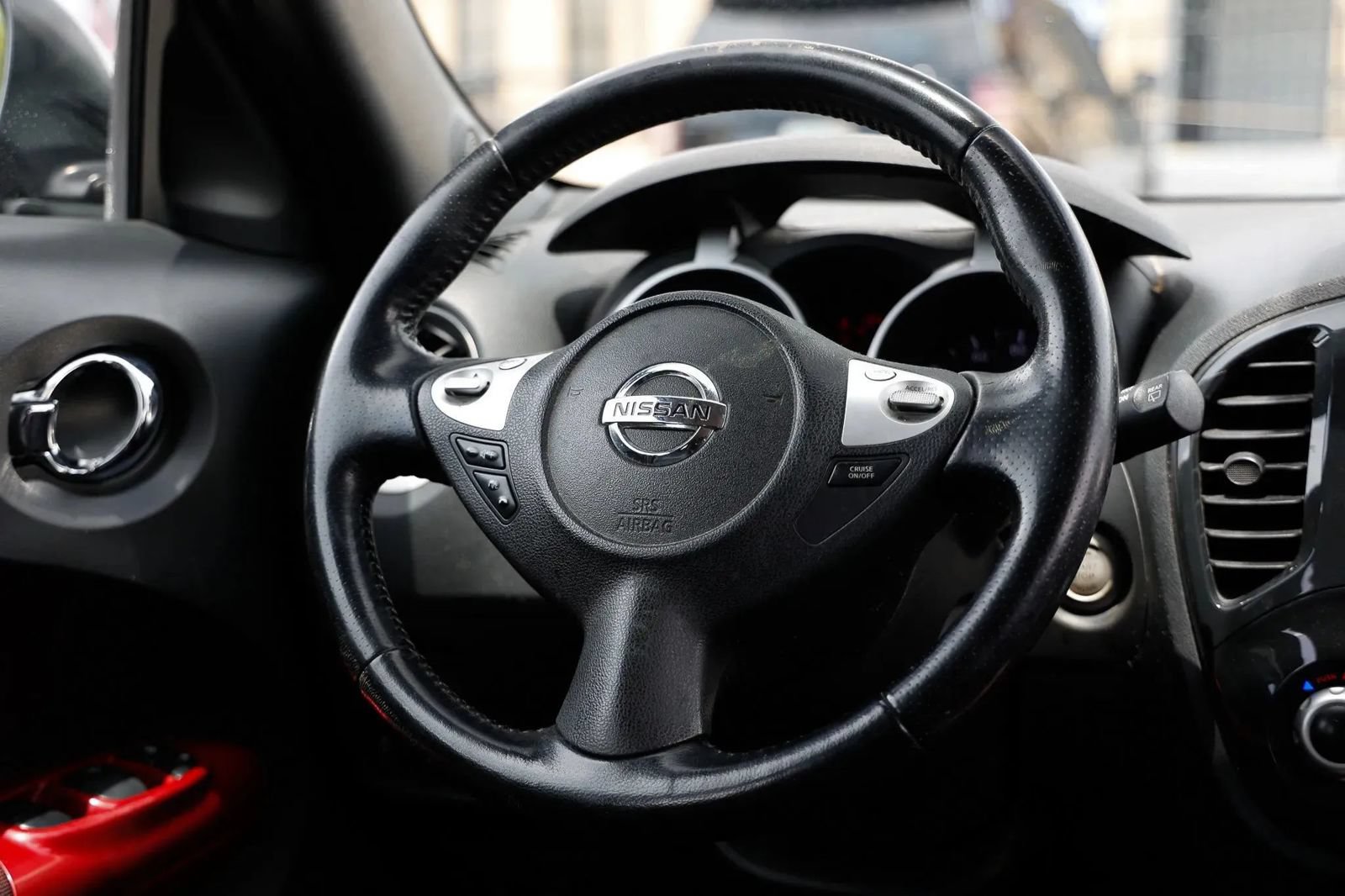 Used 2013 Nissan Juke SL w/ Sport Pkg AWD/4WD image 28