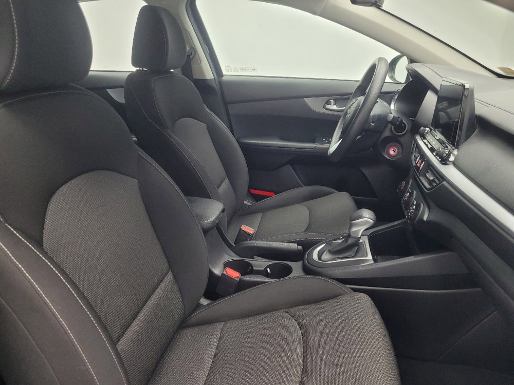 Used 2023 Kia Forte LXS image 21