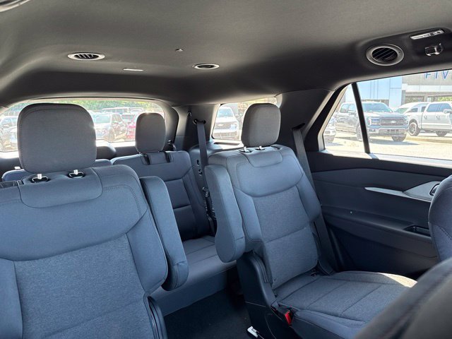 New 2027 Ford Explorer Active RWD image 17