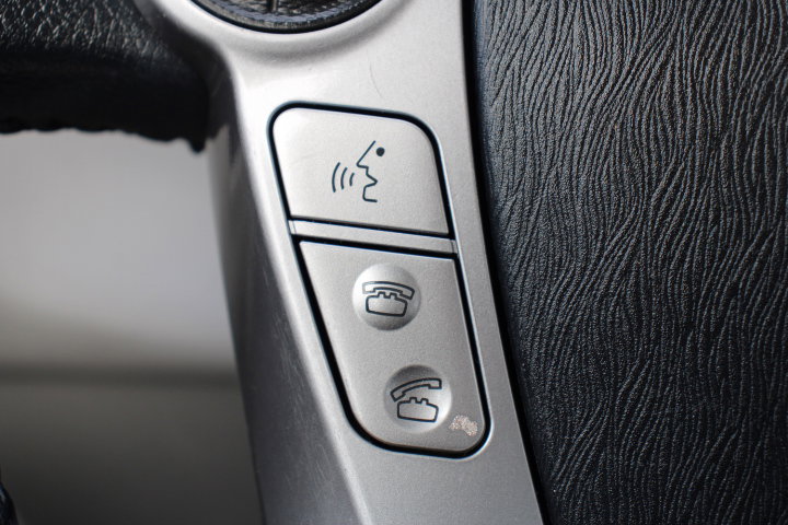 Used 2017 Toyota Prius V Five image 23