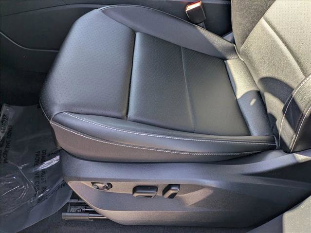 Certified 2023 Volkswagen Atlas SE image 12