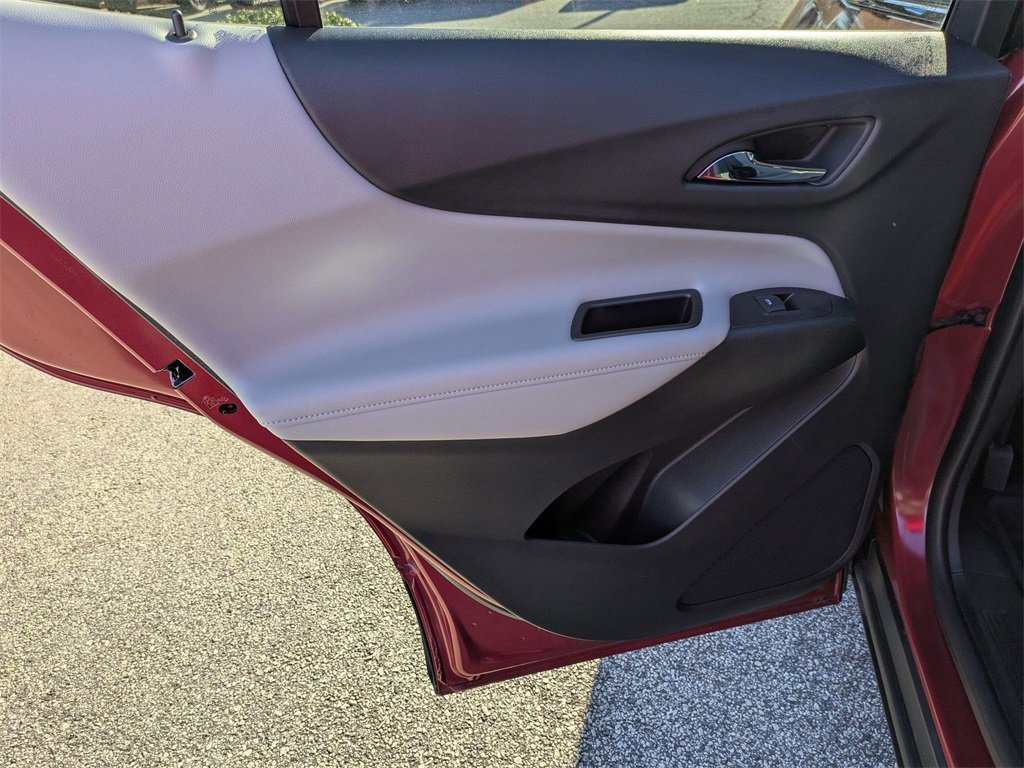 Used 2021 Chevrolet Equinox Premier image 33