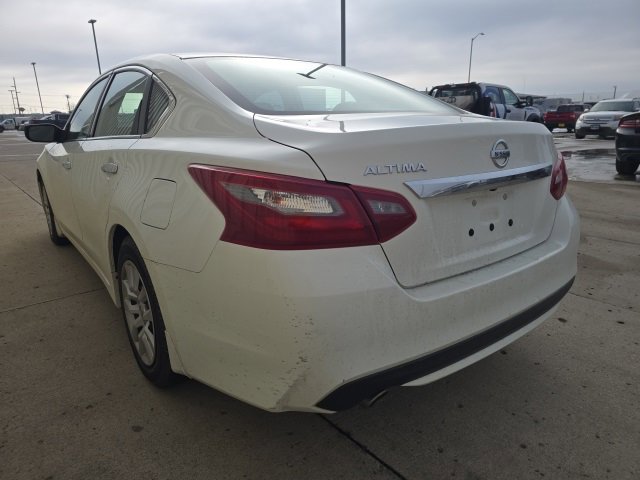 Used 2018 Nissan Altima 2.5 S w/ S Convenience Package image 7