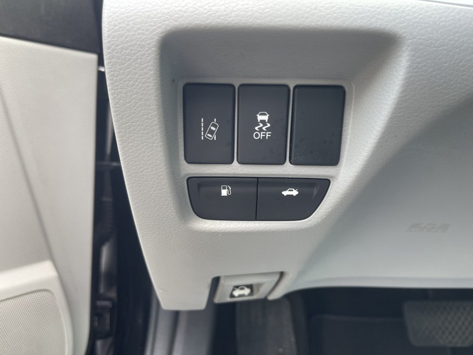 Used 2016 Acura TLX w/ Technology Package FWD image 20