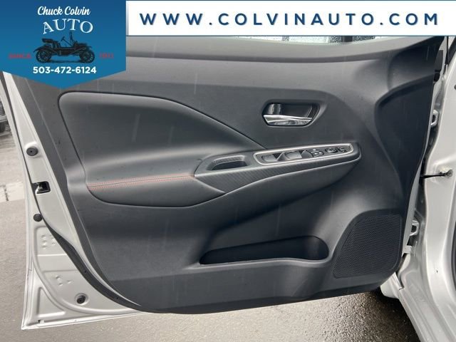 New 2025 Nissan Versa SR w/ Trunk Package image 14