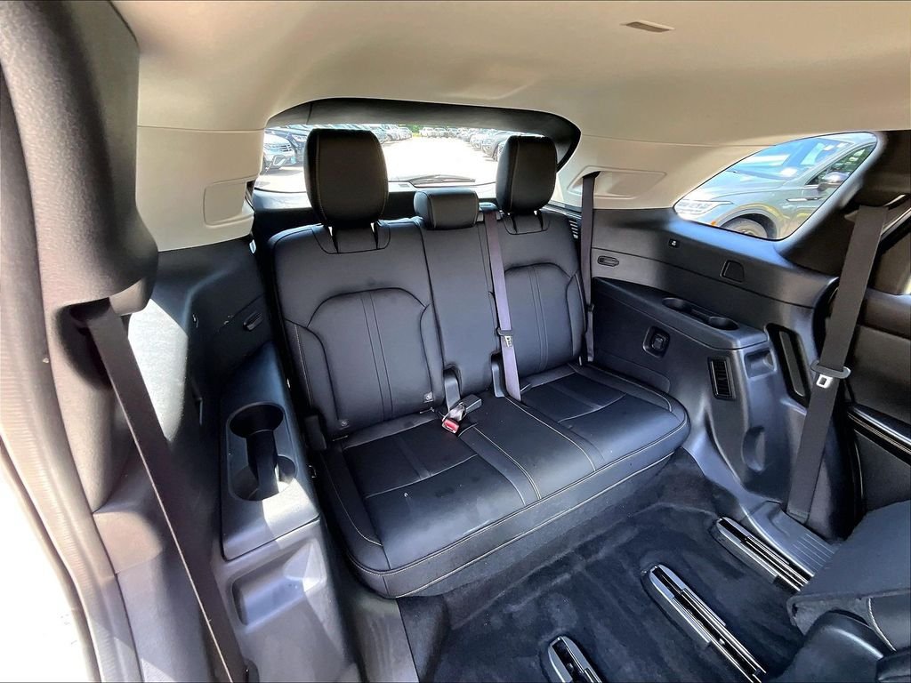 Used 2024 MAZDA CX-90 Plug-In Hybrid w/ Preferred AWD/4WD image 17