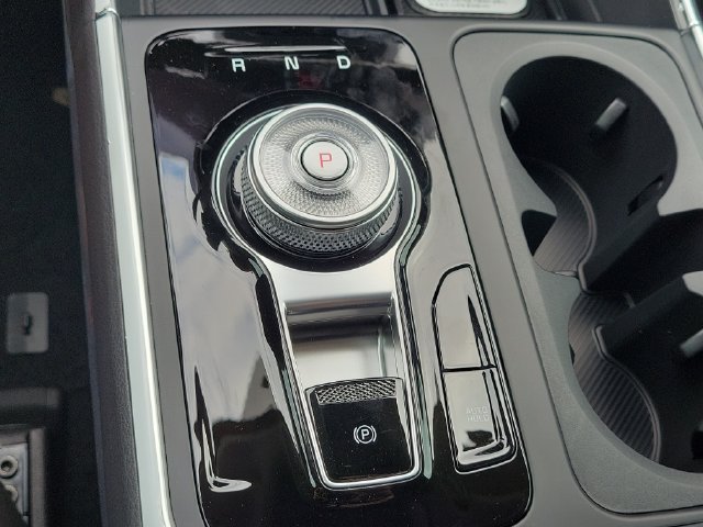 New 2027 Kia Carnival SX w/ Dark Edition Package FWD image 37
