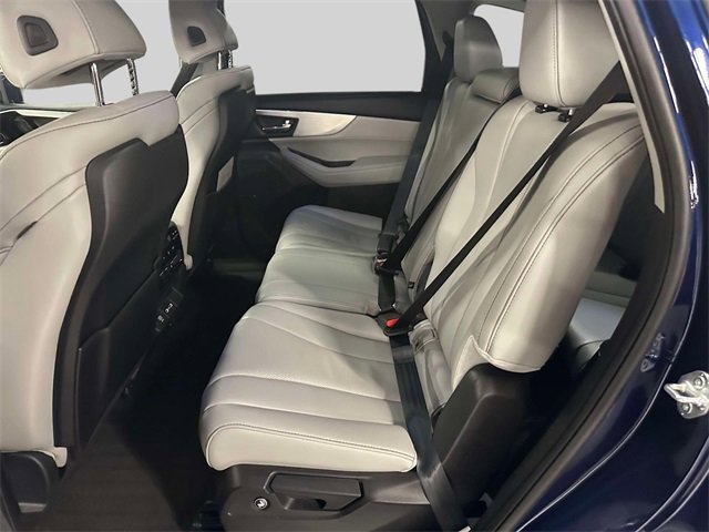 Used 2023 Acura MDX SH-AWD w/ Technology Package image 17