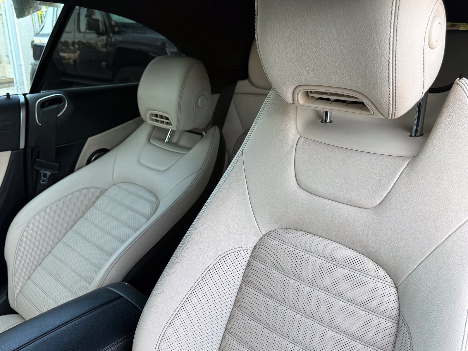 Used 2021 Mercedes-Benz C 300 Cabriolet image 27