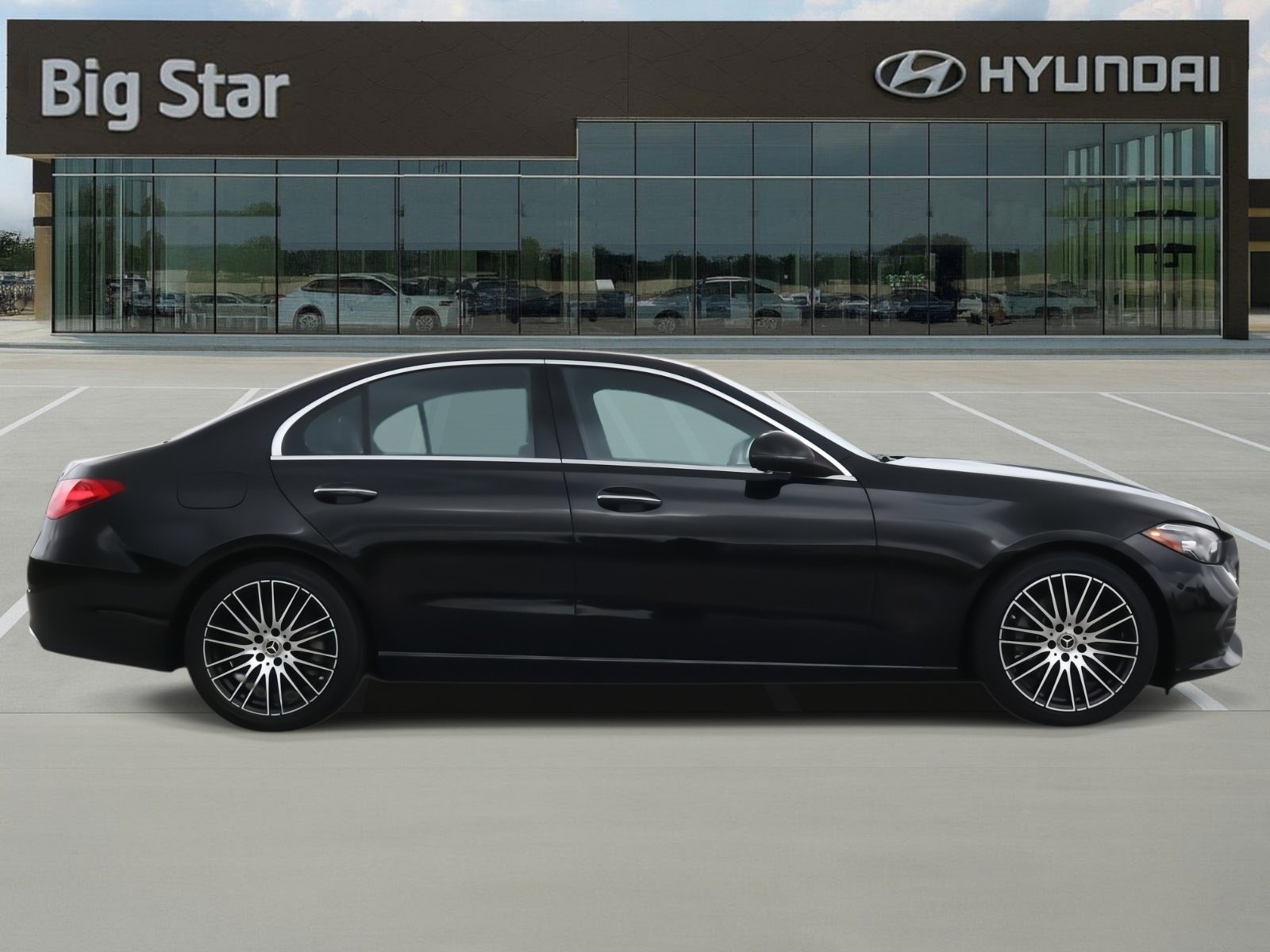 Used 2024 Mercedes-Benz C 300 4MATIC Sedan image 5