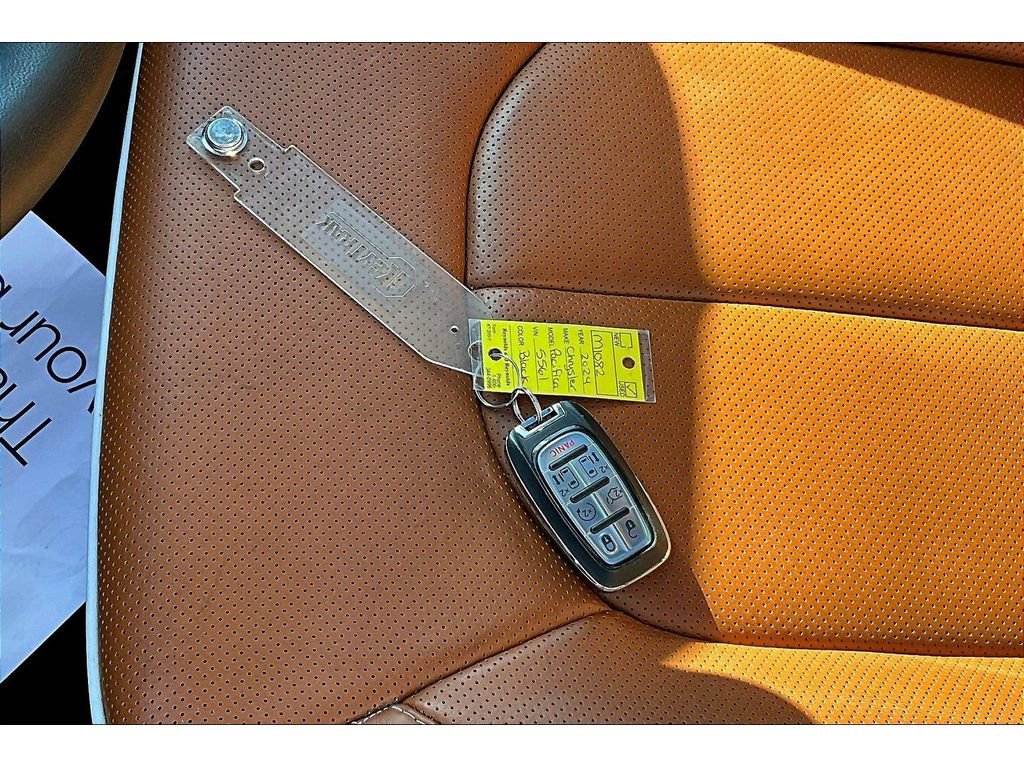 Used 2024 Chrysler Pacifica Pinnacle image 12