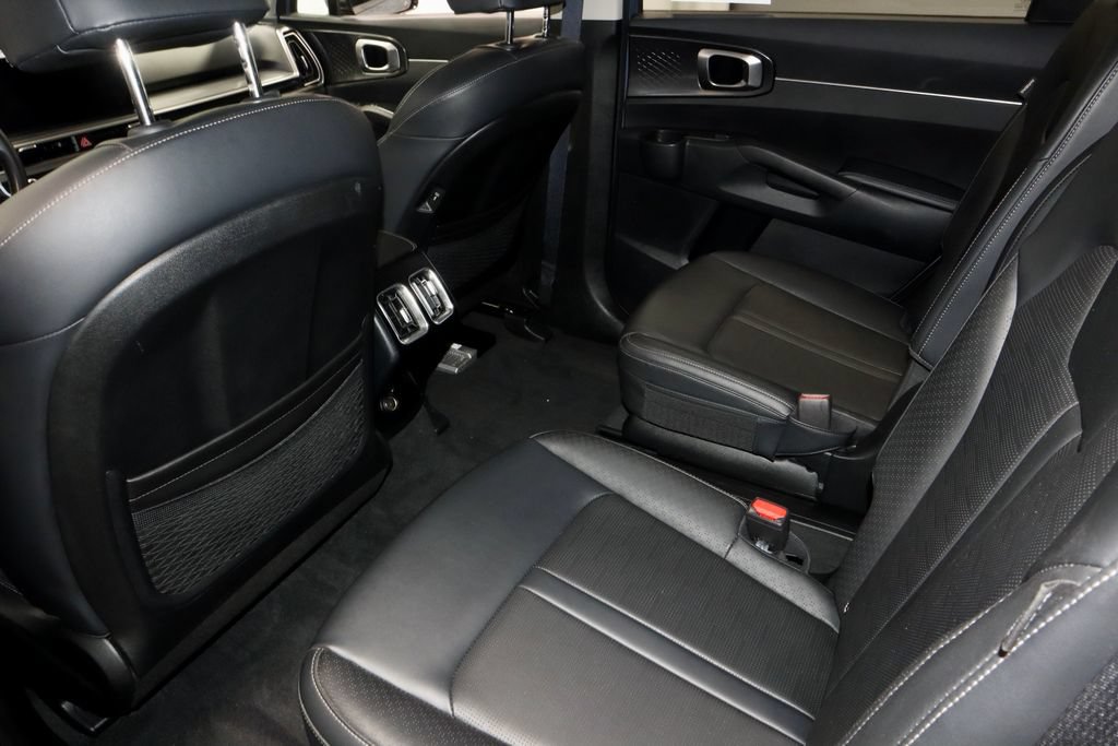 Used 2025 Kia Sorento EX FWD image 22