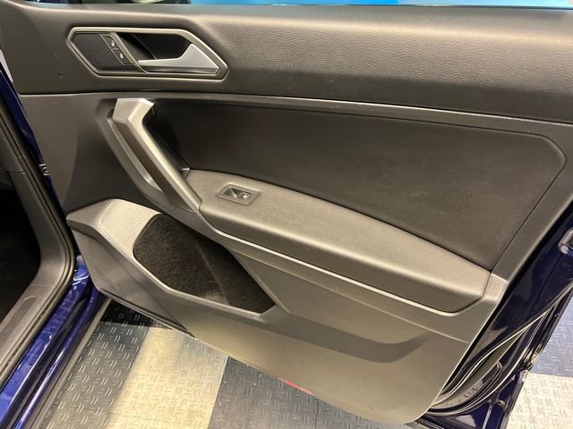 Certified 2021 Volkswagen Tiguan SE FWD image 11