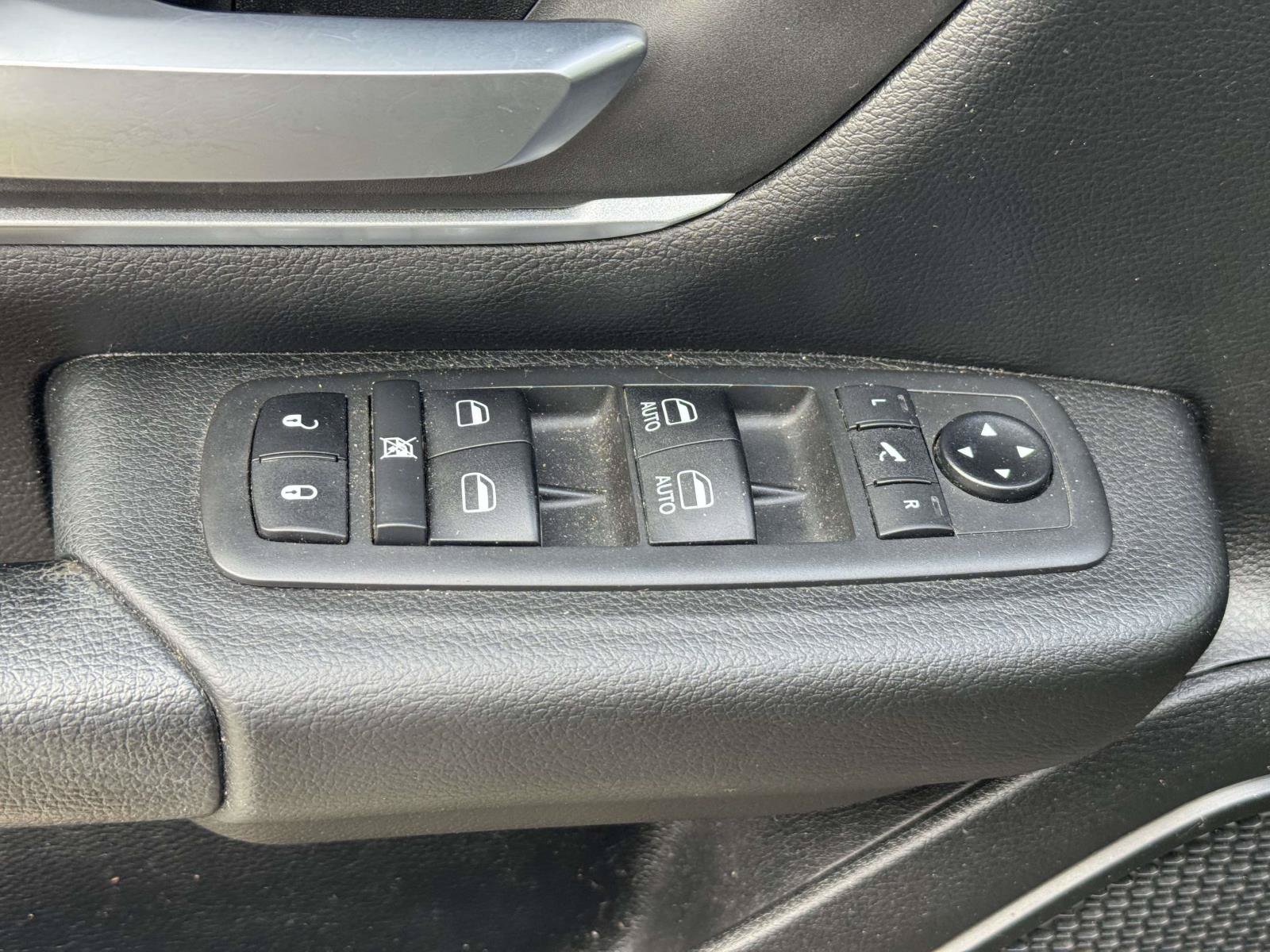 Used 2021 RAM 1500 Big Horn AWD/4WD image 26