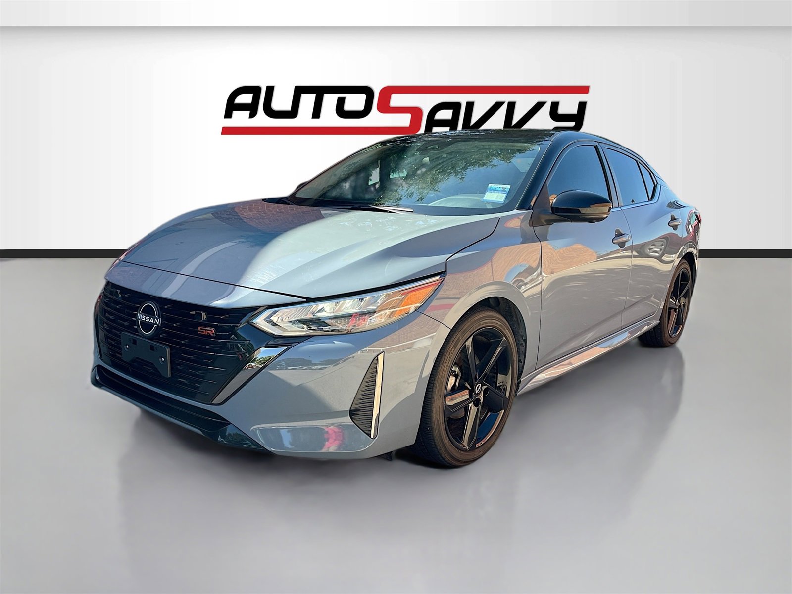 Used 2024 Nissan Sentra SR w/ SR Premium Package image 3