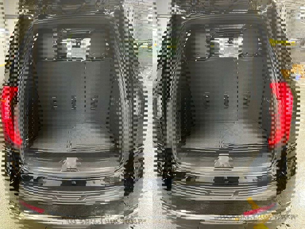 Used 2026 GMC Yukon Elevation image 22