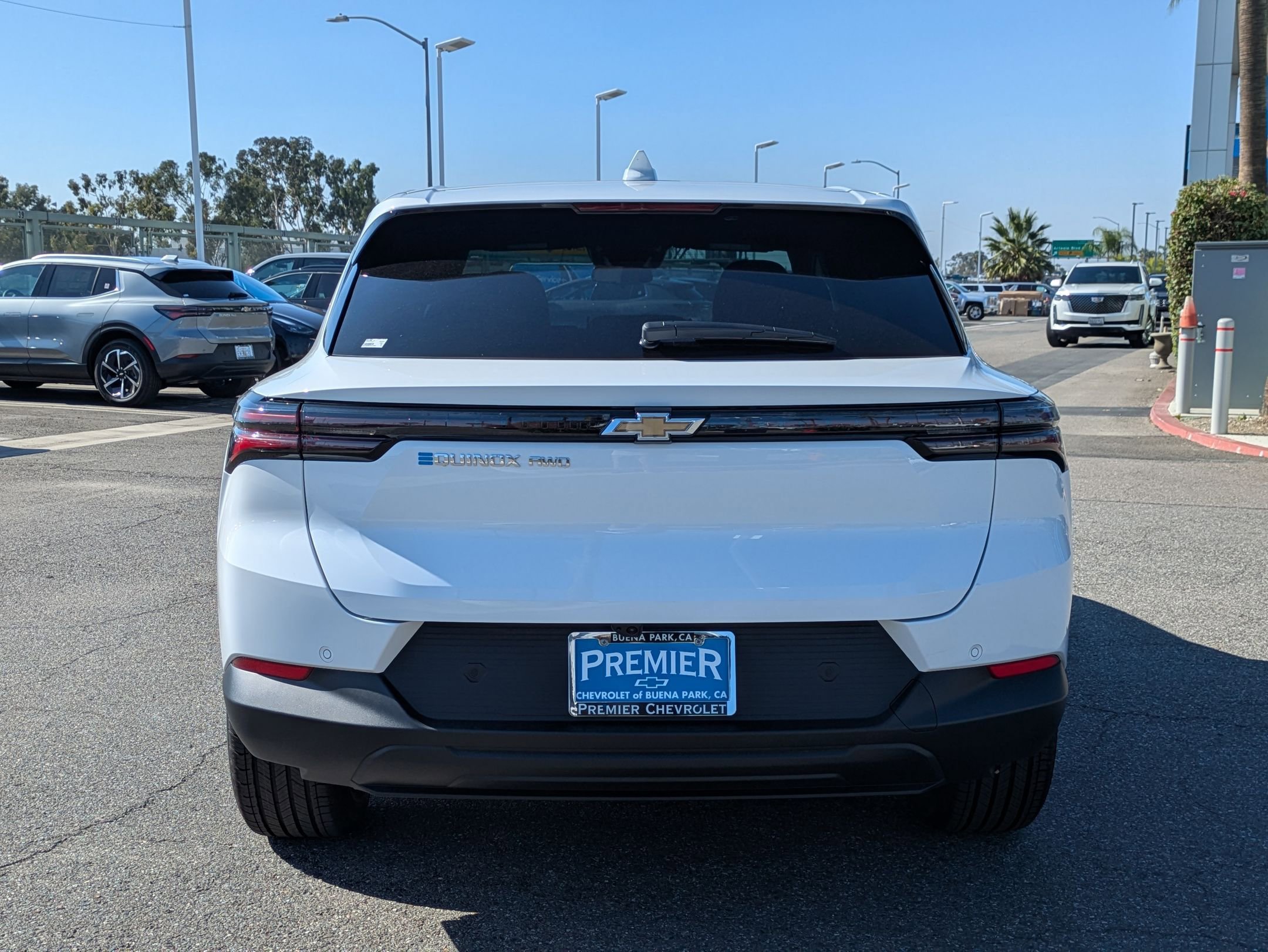 Used 2026 Chevrolet Equinox EV LT image 4
