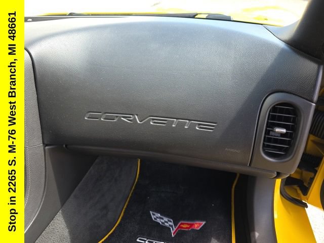 Used 2011 Chevrolet Corvette Coupe w/ Preferred Equipment Group RWD image 23