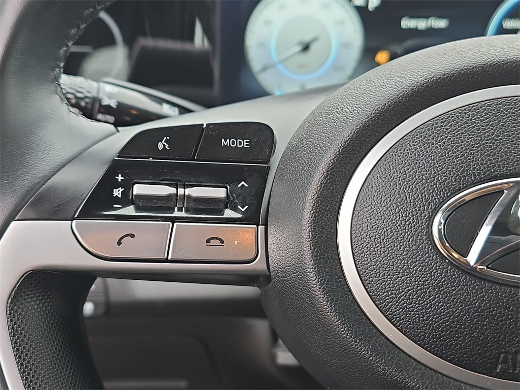 Certified 2023 Hyundai Elantra Limited image 16