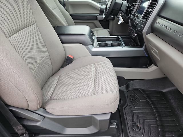 Used 2021 Ford F250 XLT w/ FX4 Off-Road Package image 17