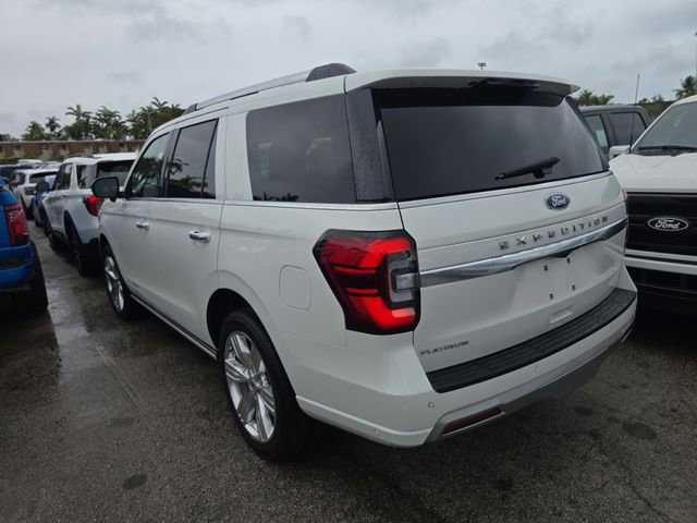 Used 2024 Ford Expedition Platinum image 4