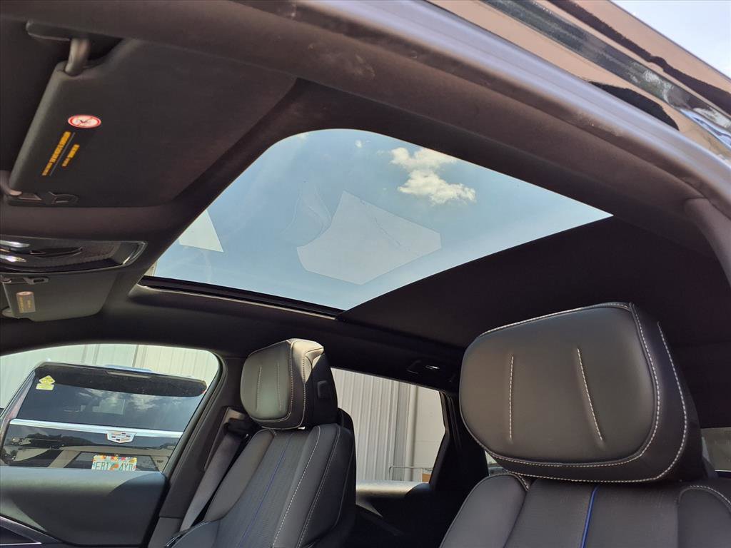 Used 2024 Cadillac Lyriq Luxury RWD image 20