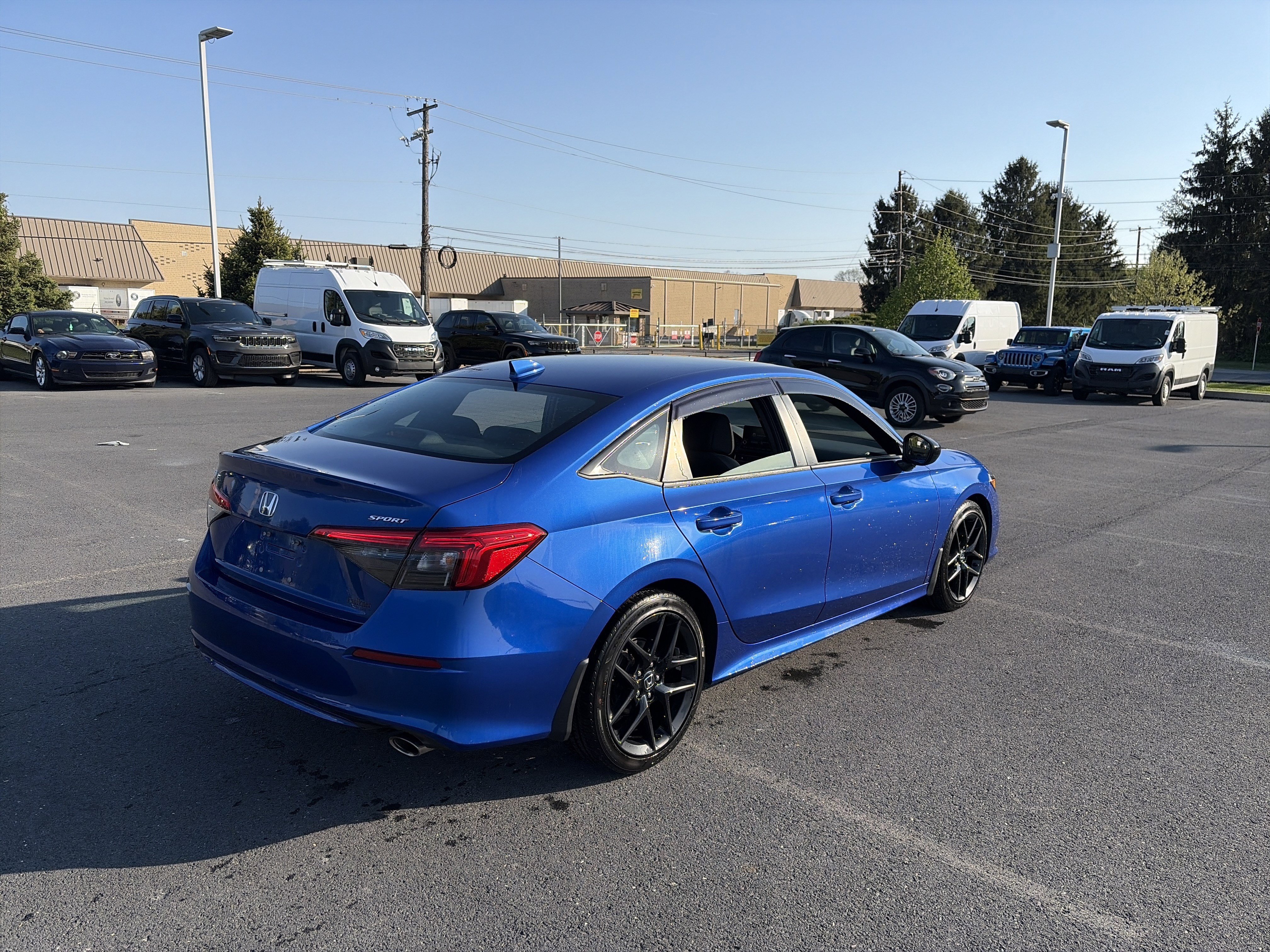 Used 2023 Honda Civic Sport image 5