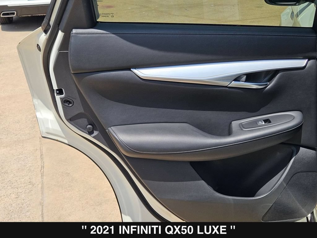 Used 2021 INFINITI QX50 Luxe FWD image 18