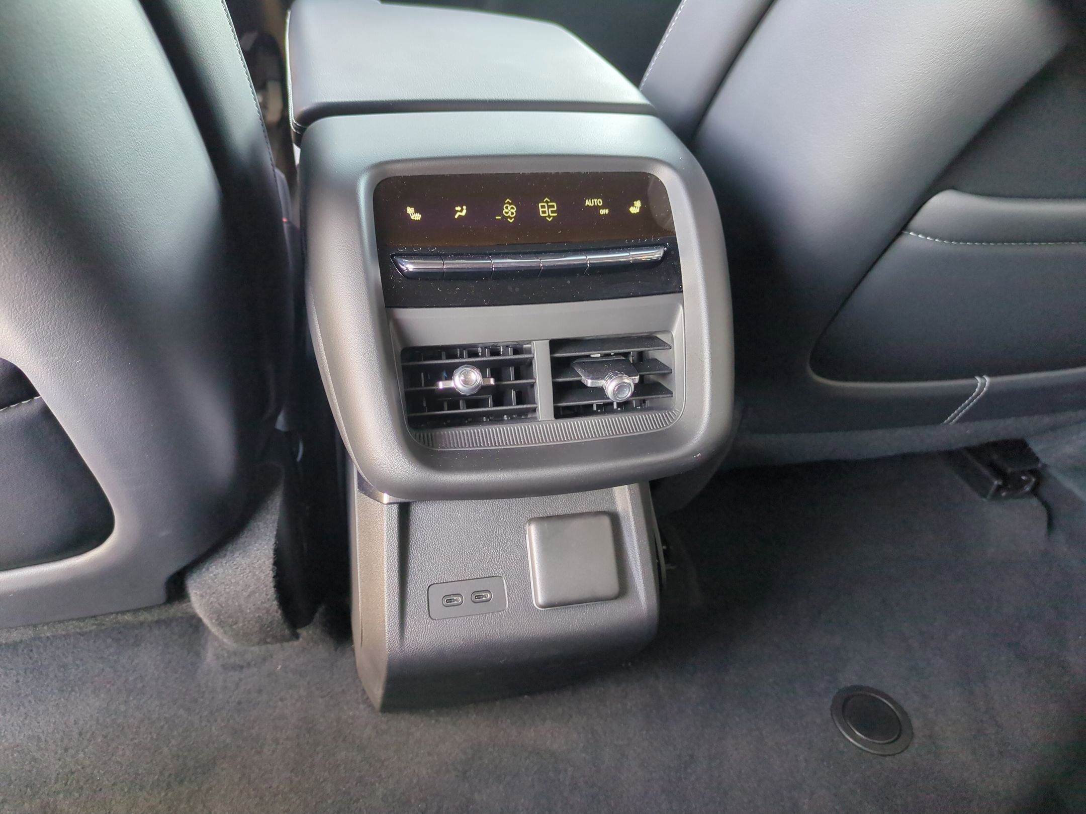 Certified 2024 Cadillac Lyriq Luxury image 22