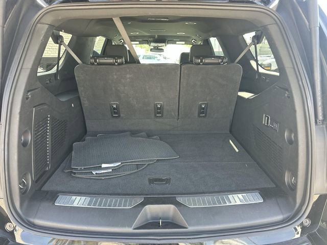 Used 2025 GMC Yukon XL Denali AWD/4WD image 25
