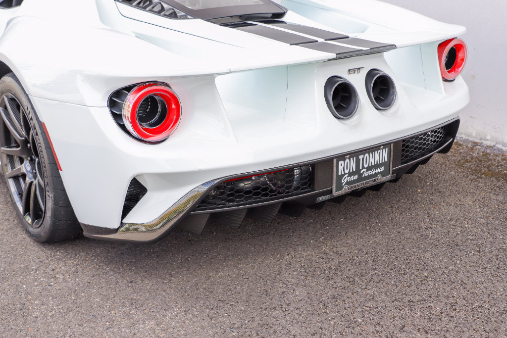 Used 2017 Ford GT RWD image 77