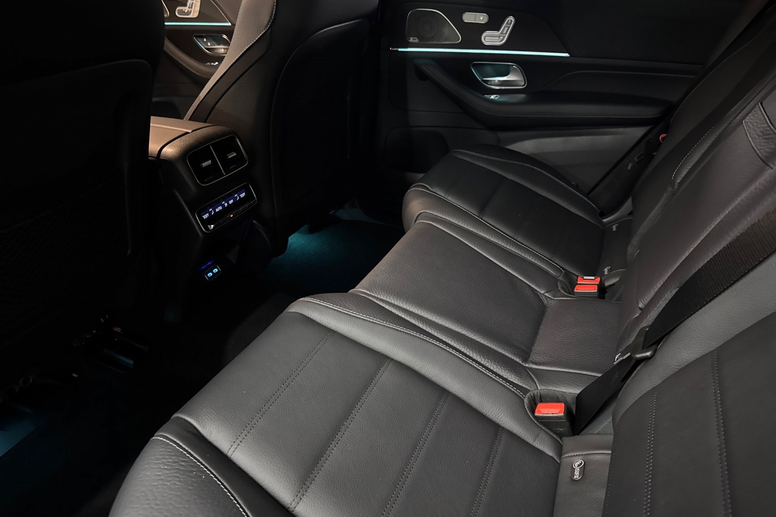 New 2026 Mercedes-Benz GLS 580 4MATIC image 27