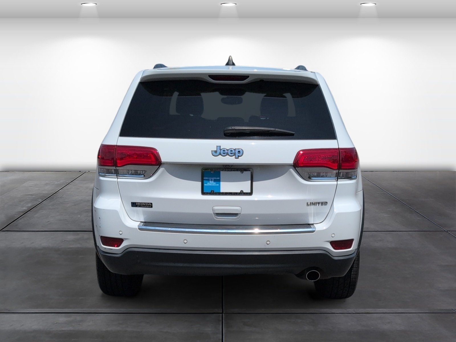 Used 2018 Jeep Grand Cherokee Limited w/ Luxury Group II RWD image 7