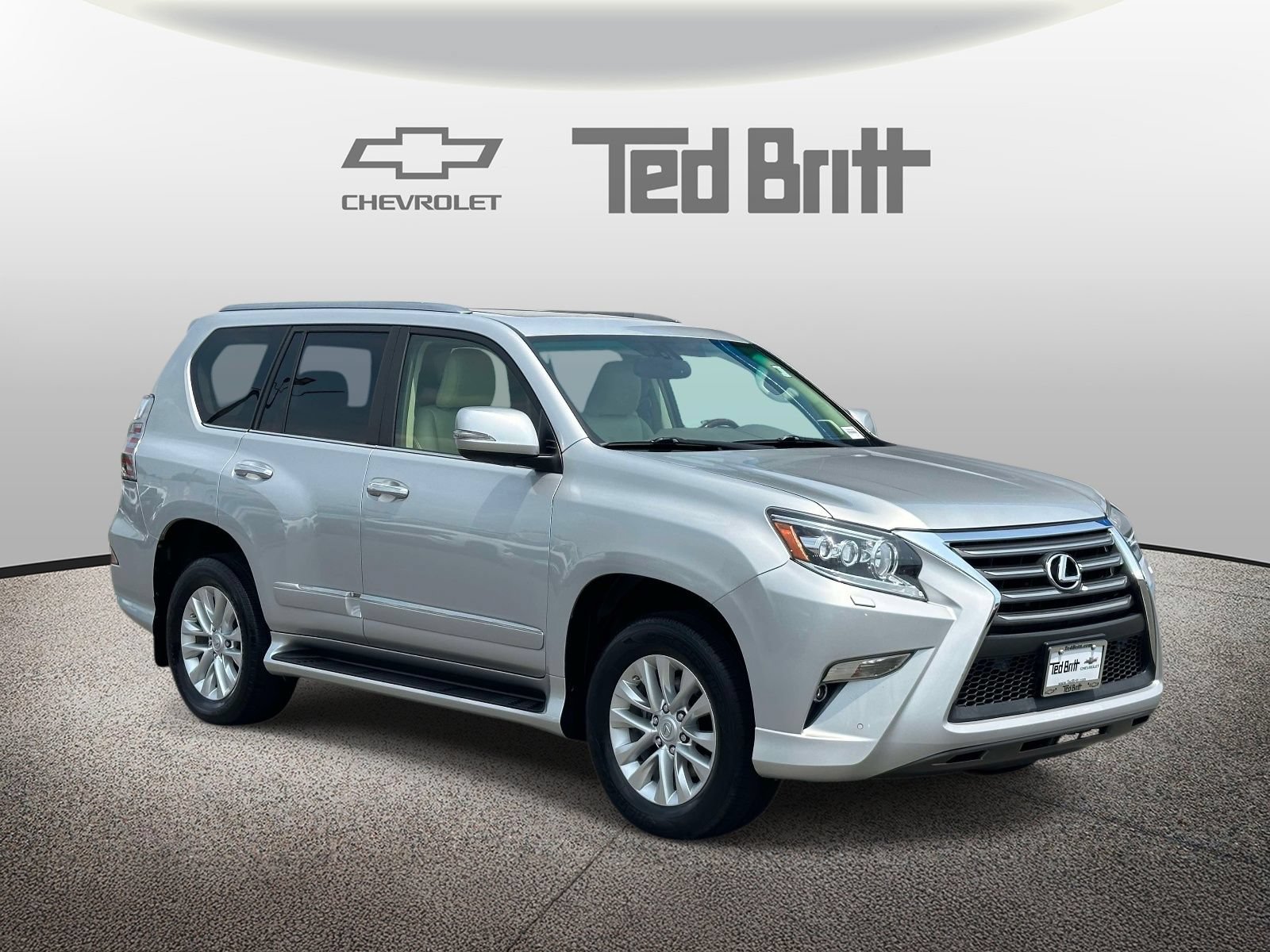 Used 2016 Lexus GX 460 w/ Premium Package AWD/4WD image 3
