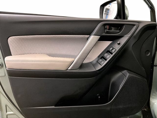 Used 2018 Subaru Forester 2.5i Premium w/ All-Weather Package AWD/4WD image 22