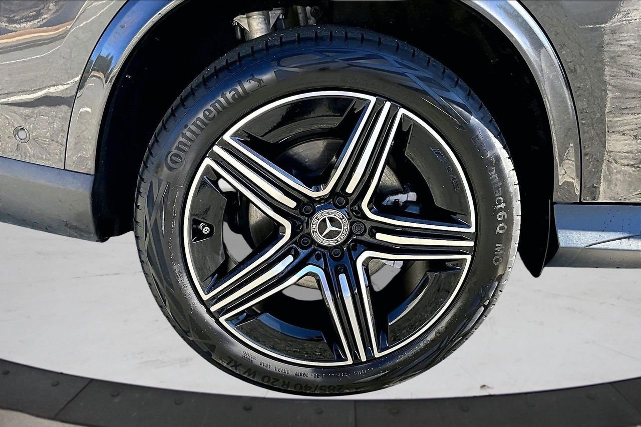 Used 2023 Mercedes-Benz GLC 300 image 36