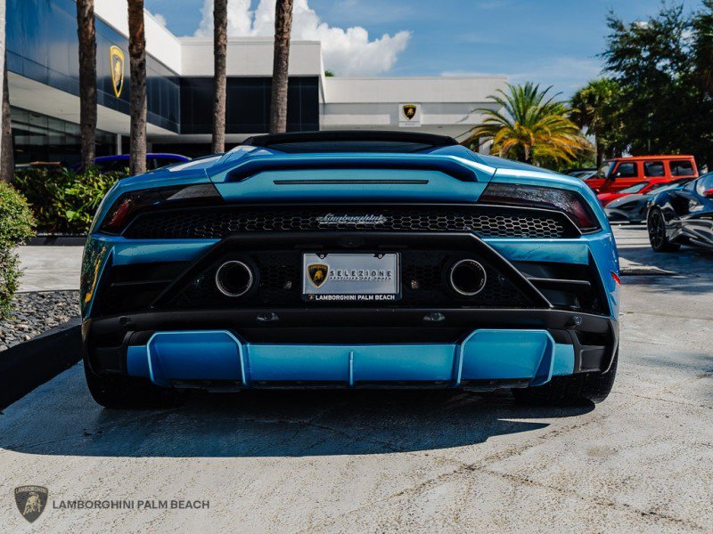 Used 2023 Lamborghini Huracan EVO RWD image 6