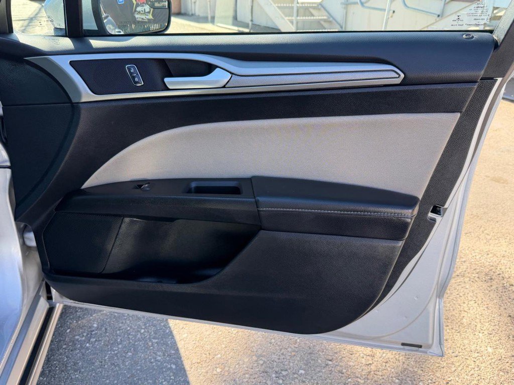 Used 2017 Ford Fusion S image 19