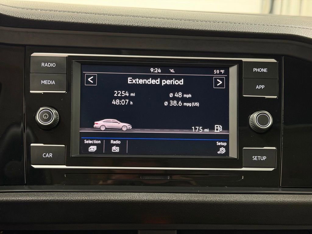 Used 2019 Volkswagen Jetta SE w/ Cold Weather Package image 33