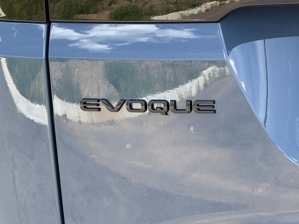 New 2026 Land Rover Range Rover Evoque Dynamic SE image 37