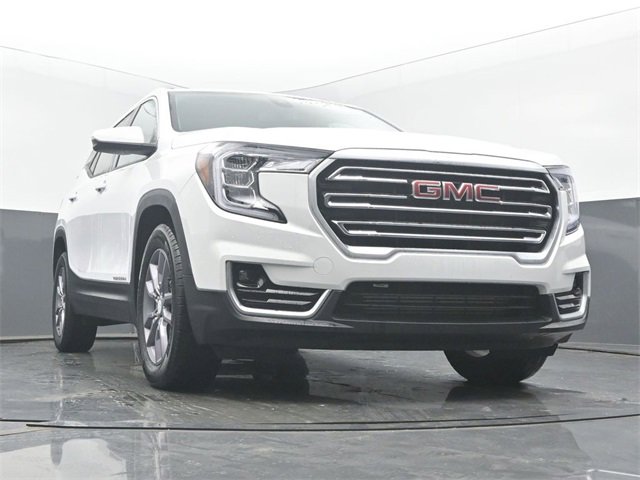 Used 2023 GMC Terrain SLT w/ LPO, Floor Liner Package image 53