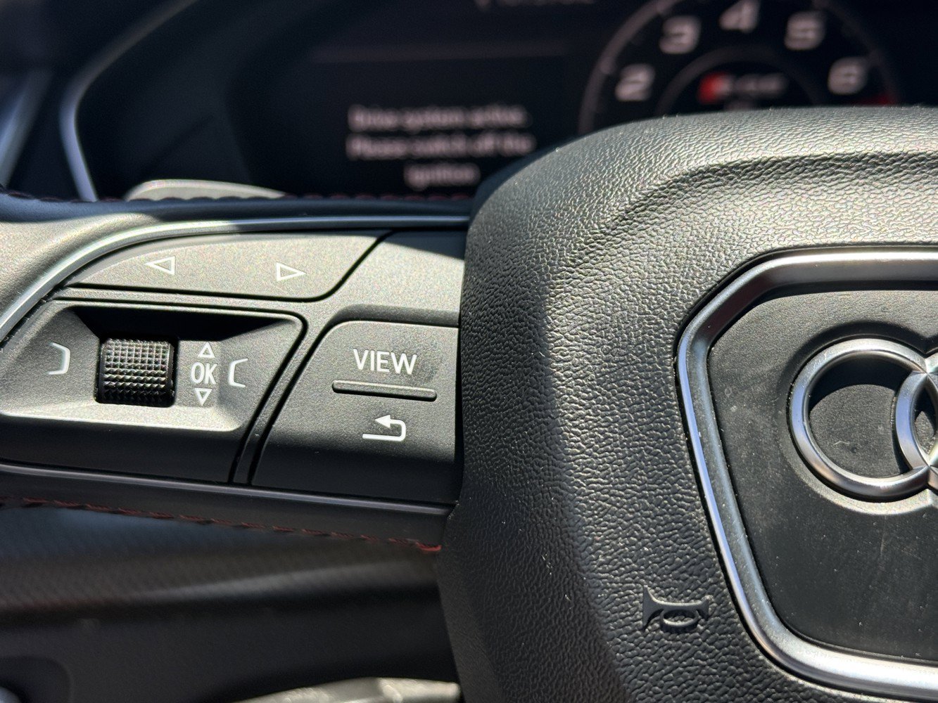 Used 2019 Audi SQ5 Prestige w/ Prestige Package AWD/4WD image 18