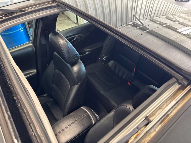 Used 2017 Chevrolet Malibu Premier w/ Premier Sun and Wheel Package FWD image 2