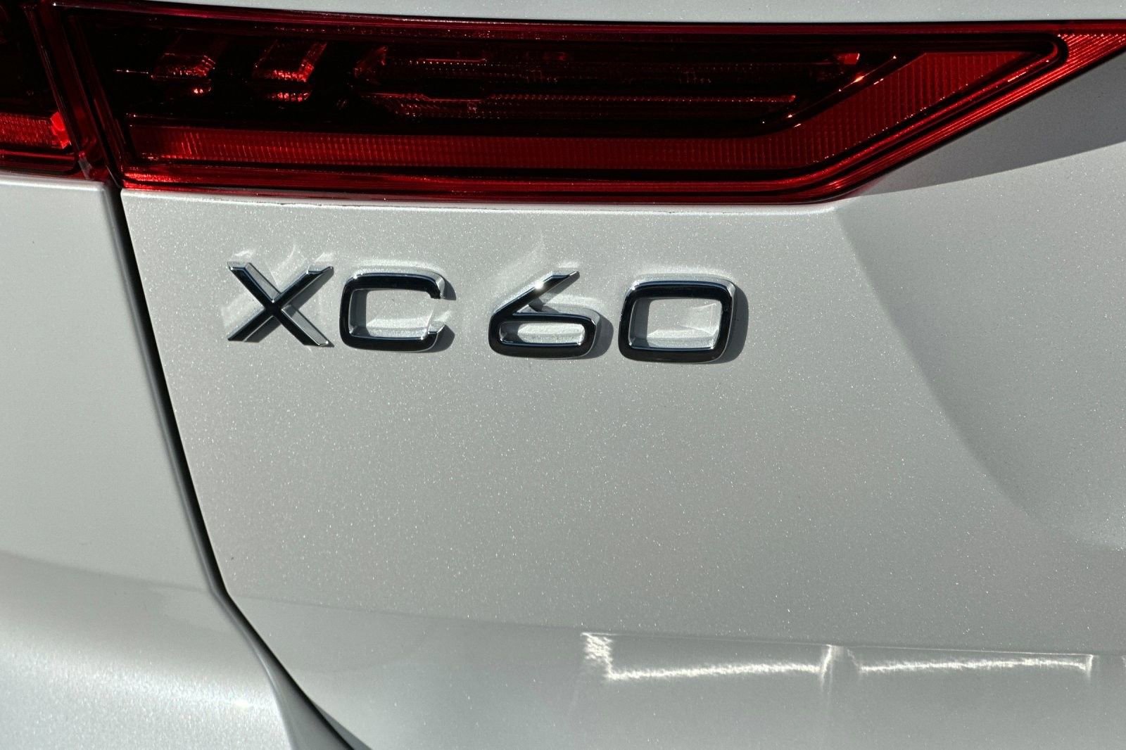 New 2026 Volvo XC60 B5 Plus w/ Protection Package Premier image 12