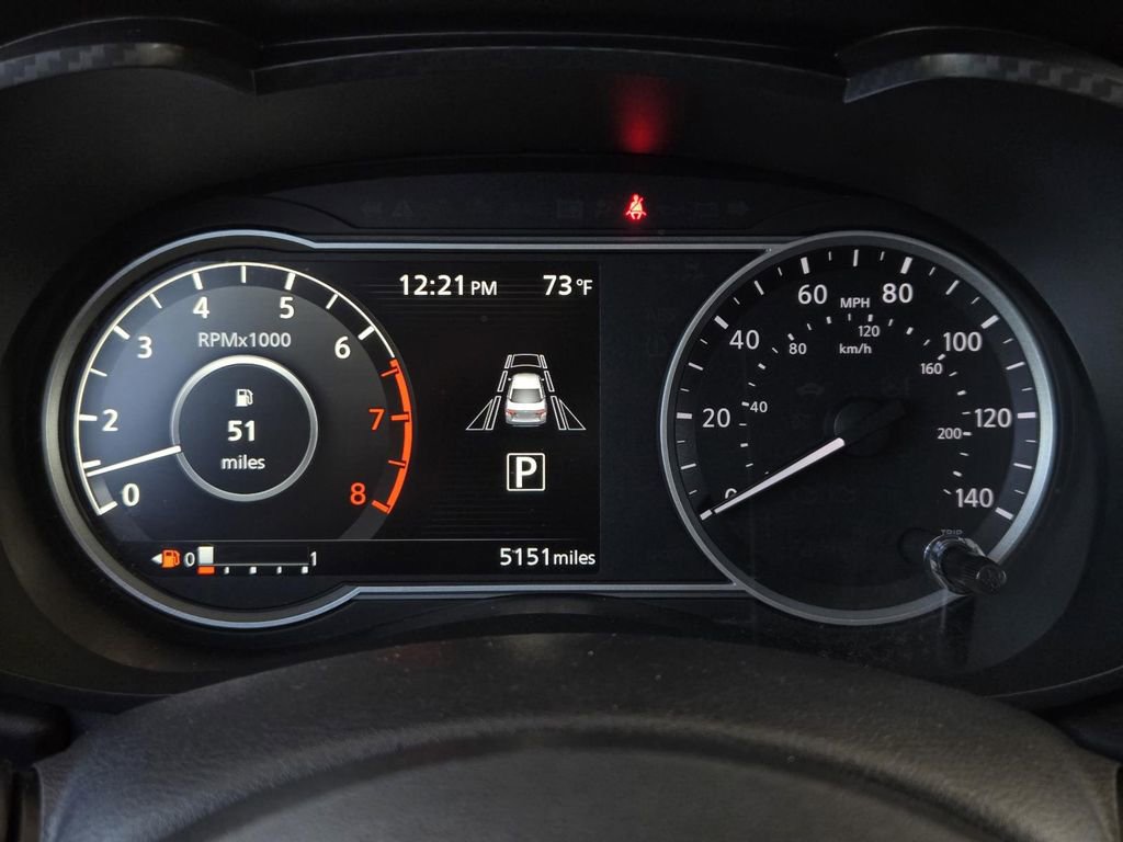 Certified 2025 Nissan Versa SR w/ Trunk Package image 26