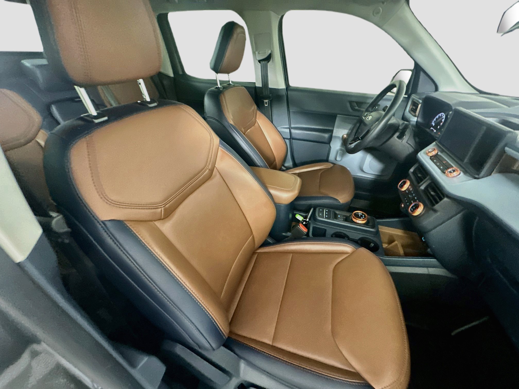 Used 2024 Ford Maverick Lariat w/ FX4 Off-Road Package AWD/4WD image 30