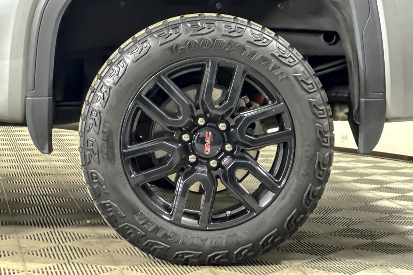 Used 2023 GMC Sierra 1500 AT4 w/ AT4 Premium Package image 23