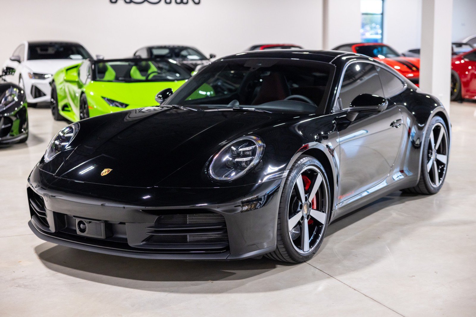 Used 2025 Porsche 911 Carrera S RWD image 12