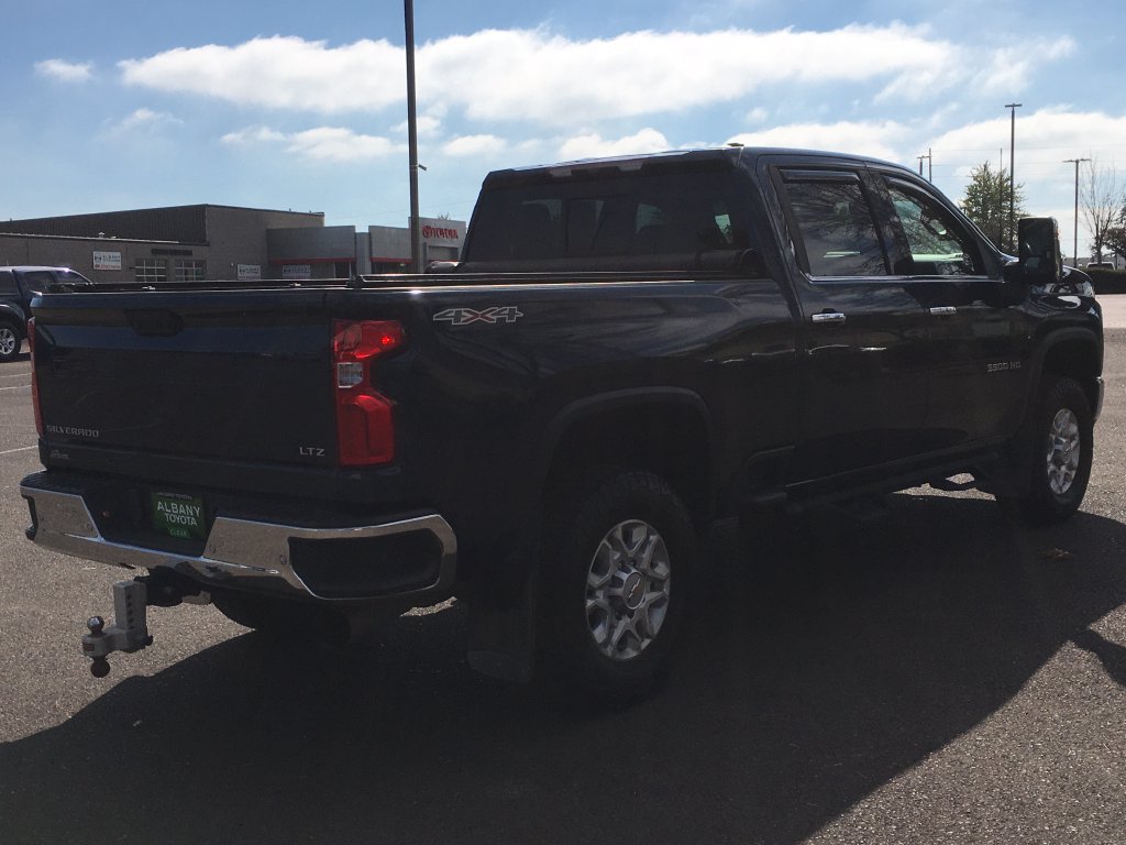 Used 2021 Chevrolet Silverado 3500 LTZ w/ LTZ Plus Package AWD/4WD image 7
