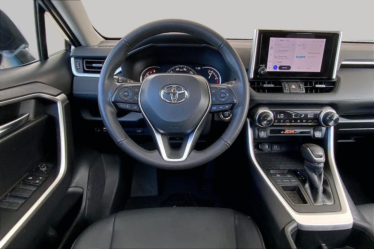 Used 2023 Toyota RAV4 XLE Premium FWD image 6